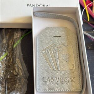 Pandora Silver Card Holder with Las Vegas Design